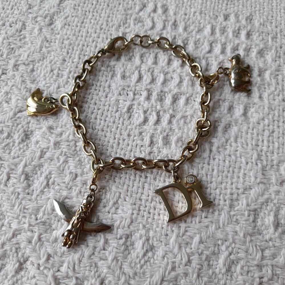 Vintage Charm Bracelet Eagle Totem Salmon Bear Gold Tone Diamonds International